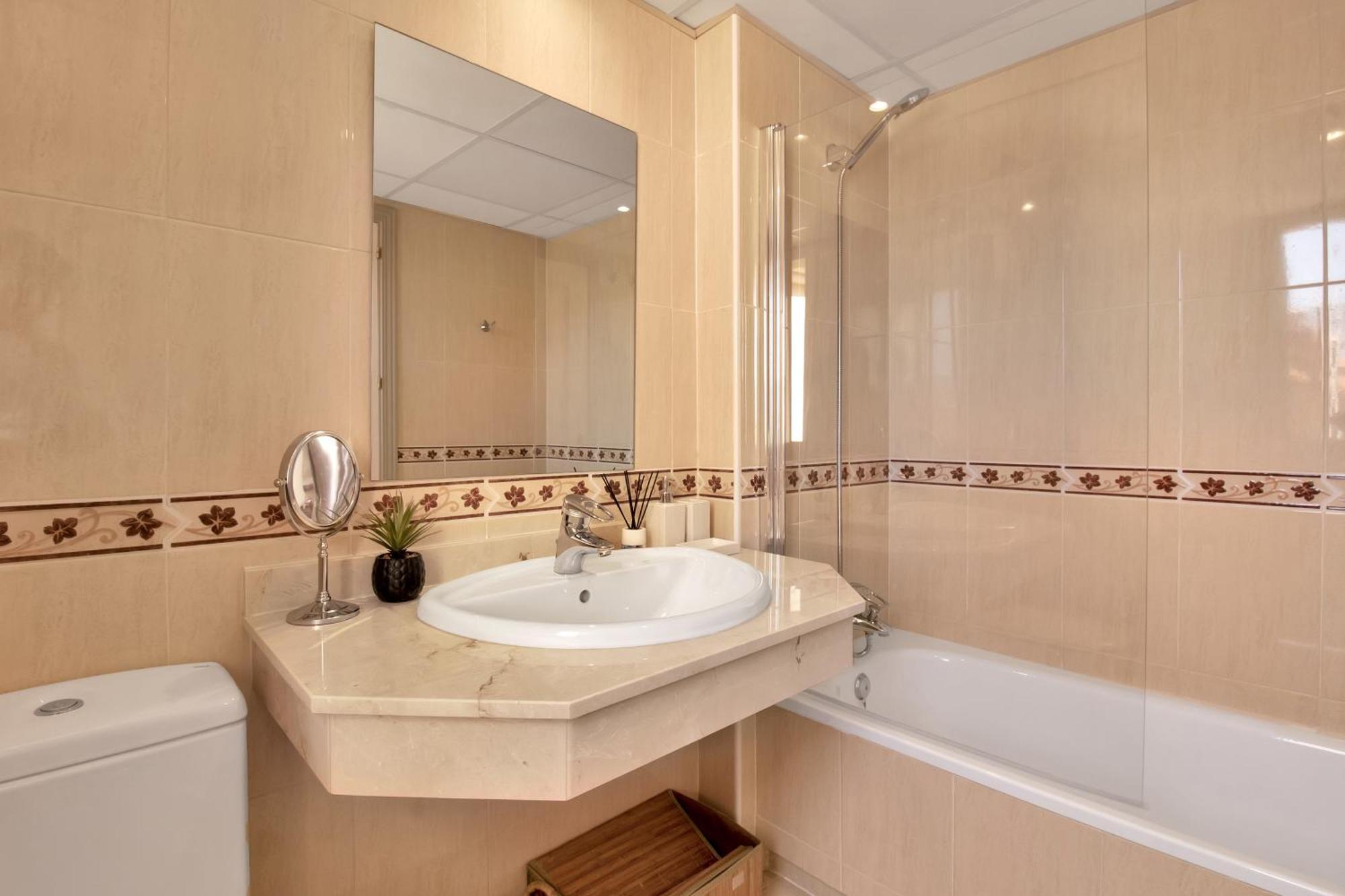 Villa Elegante Adosado Con Con Vistas Al Mar Y Piscina - Costa Galera Park 10 4 Estepona Exterior foto